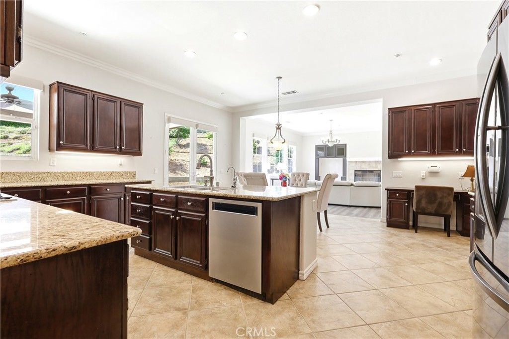 Image 12 of property listing at 1788 Brittany, Redlands, CA 92374