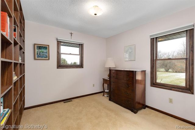 2530 Newlyn Dr., Dexter, MI 48130