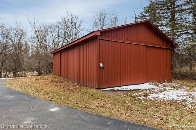 2530 Newlyn Dr., Dexter, MI 48130