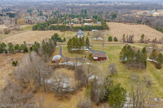 2530 Newlyn Dr., Dexter, MI 48130