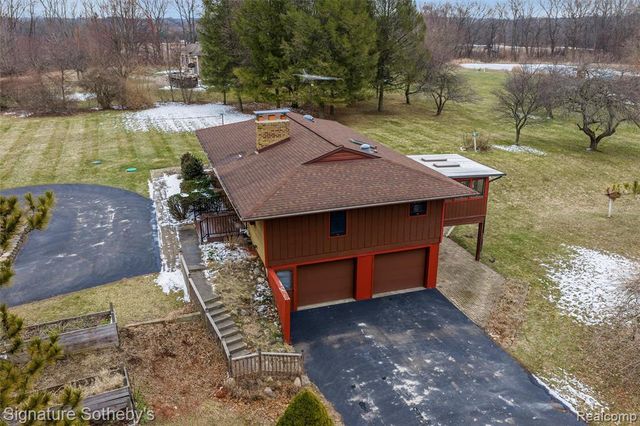 2530 Newlyn Dr., Dexter, MI 48130