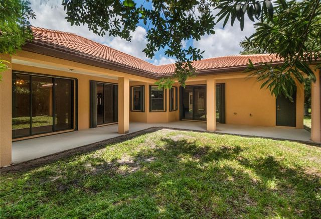 2295 NW Diamond Creek Way, Jensen Beach, FL 34957