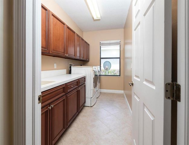 2295 NW Diamond Creek Way, Jensen Beach, FL 34957