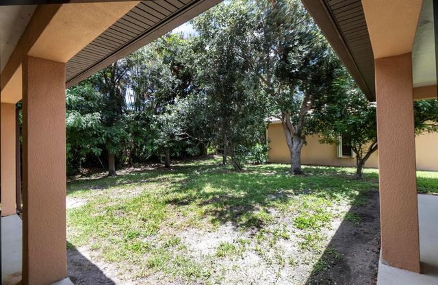 2295 NW Diamond Creek Way, Jensen Beach, FL 34957