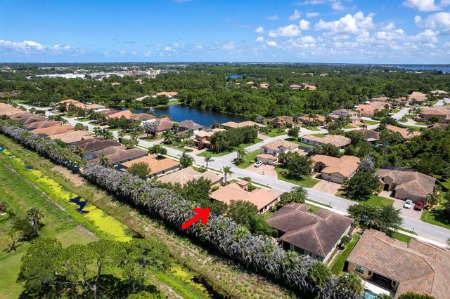 2295 NW Diamond Creek Way, Jensen Beach, FL 34957