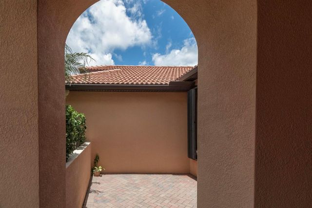 2295 NW Diamond Creek Way, Jensen Beach, FL 34957
