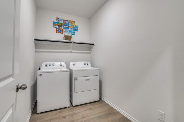 2378 Peregrine Way, Crandall, TX 75114