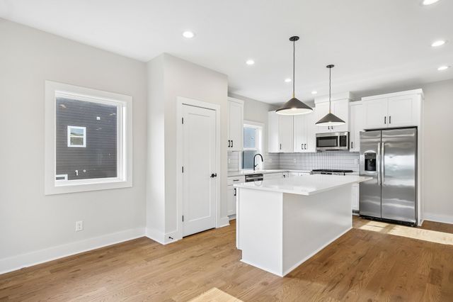 6122 Robertson Ave, Nashville, TN 37209