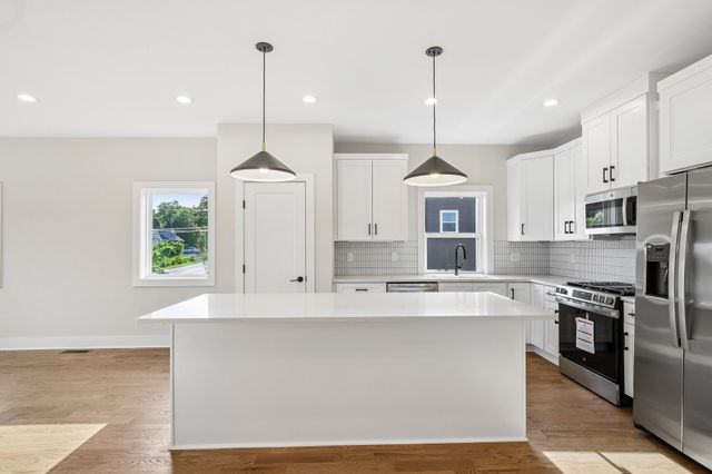 6122 Robertson Ave, Nashville, TN 37209
