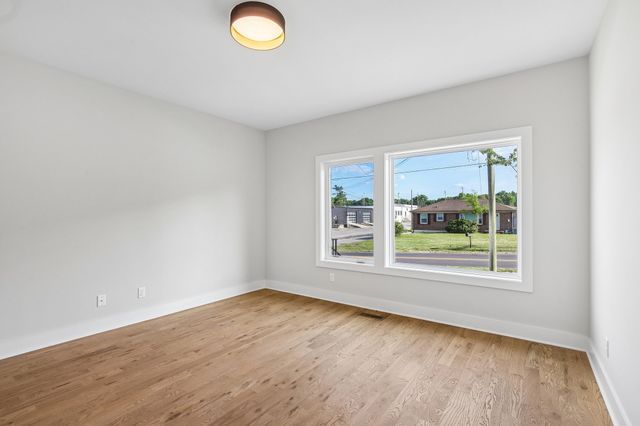 6122 Robertson Ave, Nashville, TN 37209