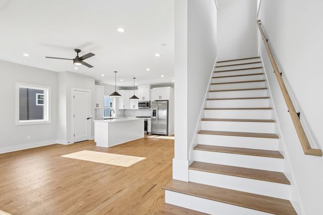 6122 Robertson Ave, Nashville, TN 37209