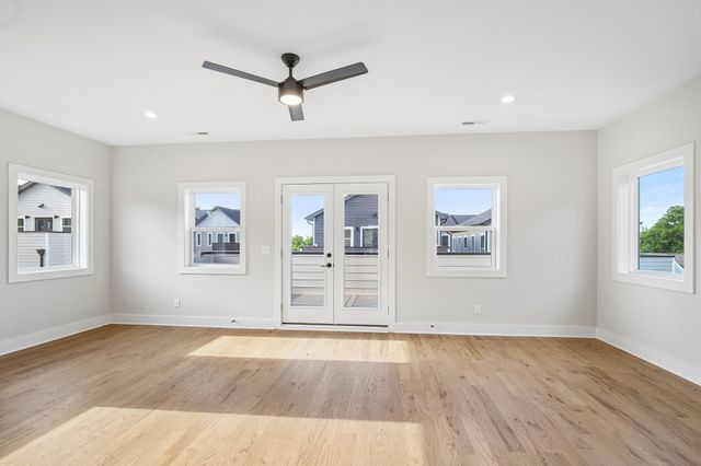 6122 Robertson Ave, Nashville, TN 37209