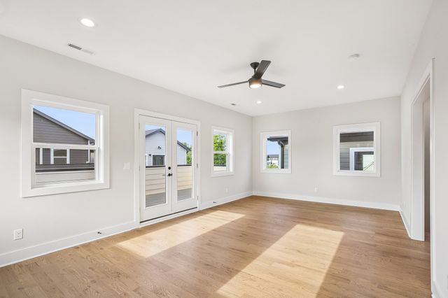 6122 Robertson Ave, Nashville, TN 37209