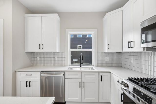 6122 Robertson Ave, Nashville, TN 37209