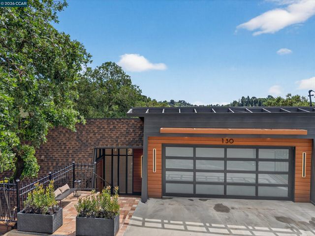 130 La Espiral, Orinda, CA 94563