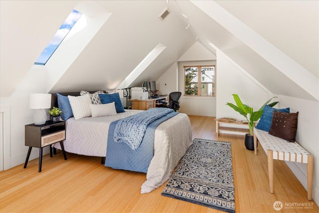 1209 N 44th Street, Seattle, WA 98103