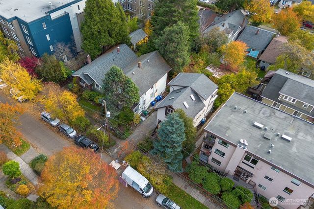 1209 N 44th Street, Seattle, WA 98103