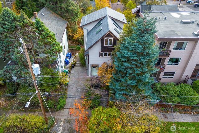 1209 N 44th Street, Seattle, WA 98103
