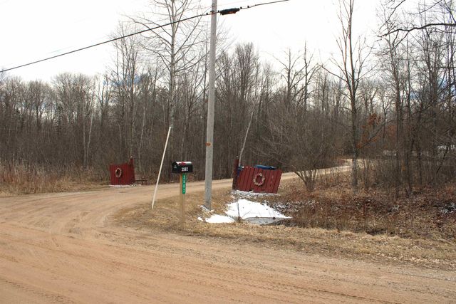 2562 Sterling Truck Trail, Alger, MI 48610