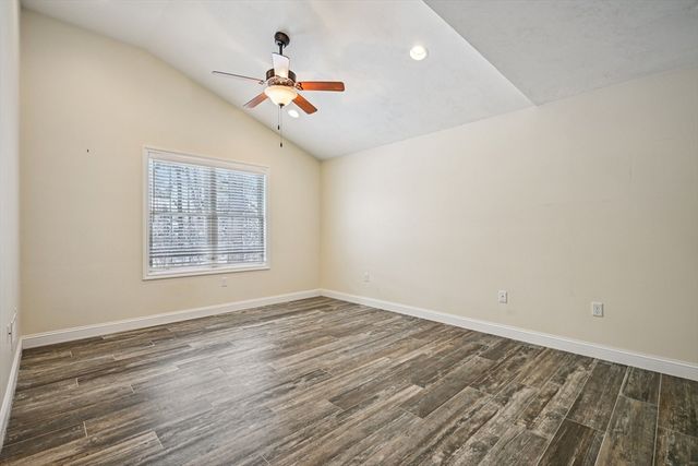 16 Rockingham Drive 131, Tewksbury, MA 01876