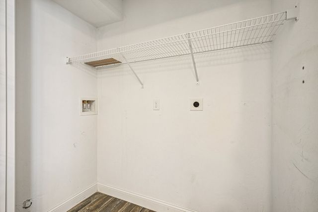 16 Rockingham Drive 131, Tewksbury, MA 01876