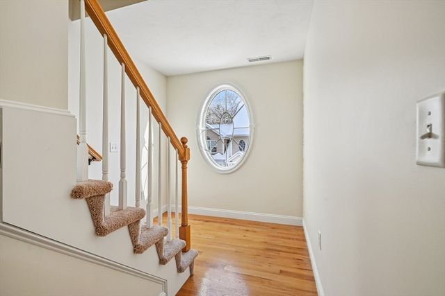 16 Rockingham Drive 131, Tewksbury, MA 01876