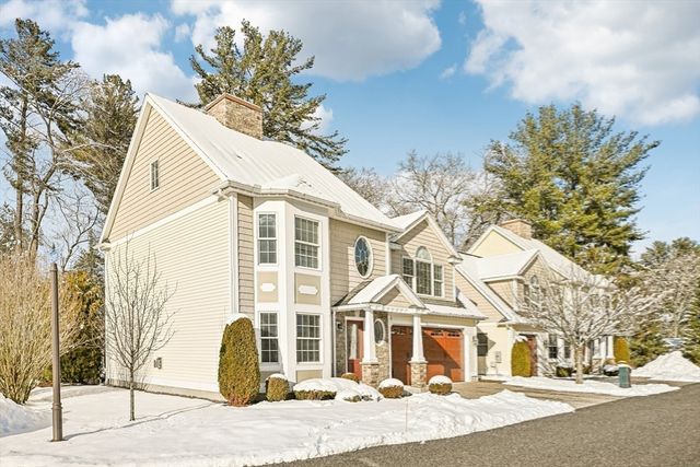 16 Rockingham Drive 131, Tewksbury, MA 01876