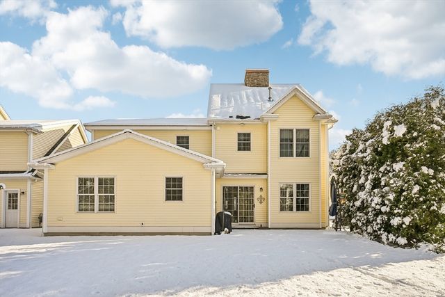 16 Rockingham Drive 131, Tewksbury, MA 01876