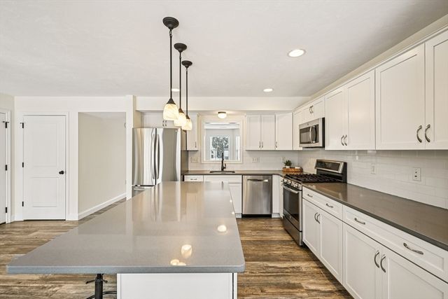 16 Rockingham Drive 131, Tewksbury, MA 01876