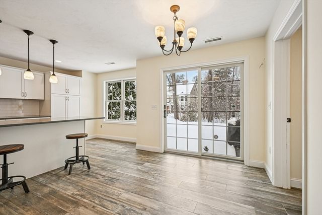 16 Rockingham Drive 131, Tewksbury, MA 01876