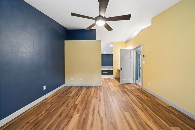 4375 New Texas Rd, Plum Boro, PA 15239