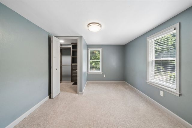4375 New Texas Rd, Plum Boro, PA 15239