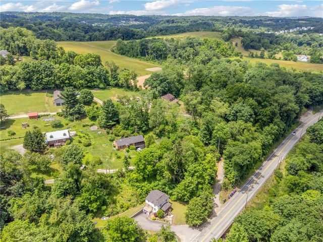 4375 New Texas Rd, Plum Boro, PA 15239
