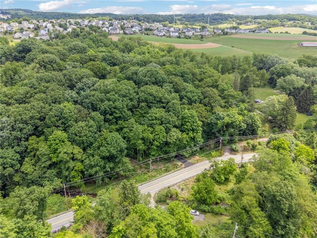 4375 New Texas Rd, Plum Boro, PA 15239