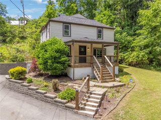 4375 New Texas Rd, Plum Boro, PA 15239