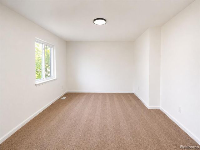 15814 Dupage Boulevard, Taylor, MI 48180