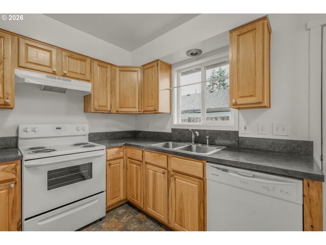 2321 21ST Pl, Forest Grove, OR 97116