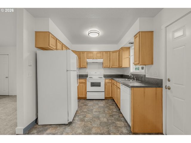2321 21ST Pl, Forest Grove, OR 97116