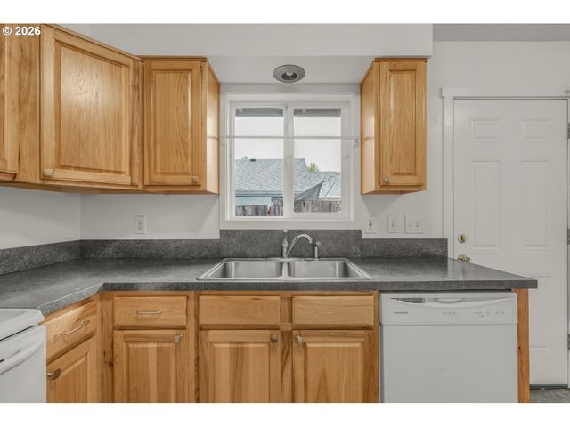 2321 21ST Pl, Forest Grove, OR 97116
