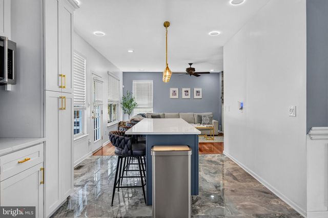 29 SHAWNEE TRL, Burlington, NJ 08016