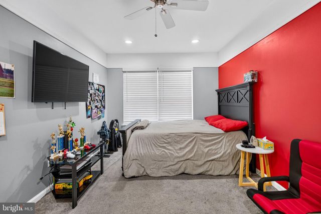 29 SHAWNEE TRL, Burlington, NJ 08016