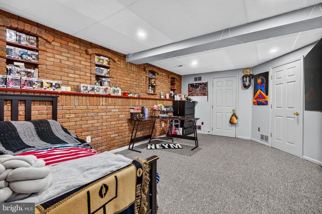 29 SHAWNEE TRL, Burlington, NJ 08016