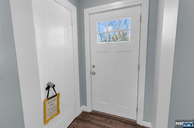 29 Stansfield Place, North Haledon, NJ 07508