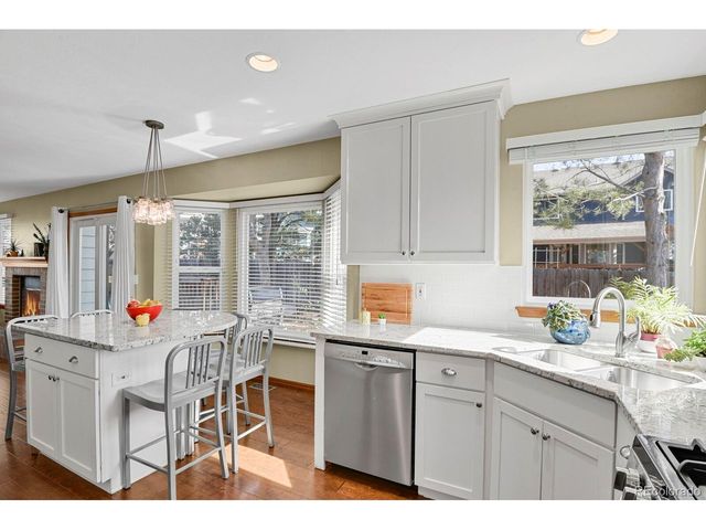 1624 Flint Ct, Broomfield, CO 80020