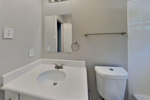10051 Rio Bravo Road, Houston, TX 77064
