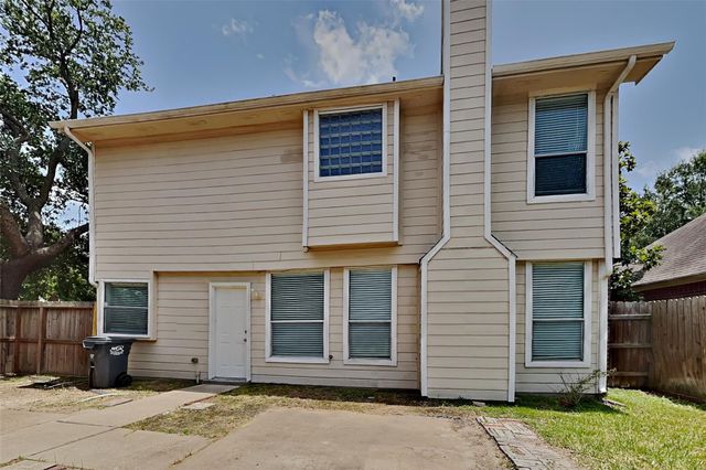 10051 Rio Bravo Road, Houston, TX 77064