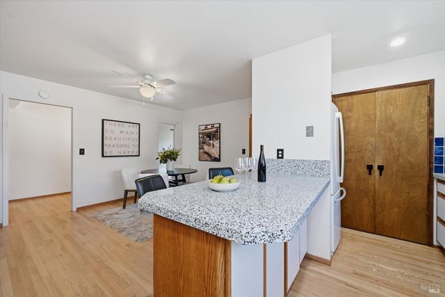 3196 Scenic Dr, Napa, CA 94558