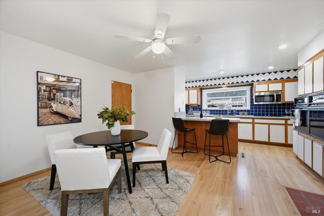 3196 Scenic Dr, Napa, CA 94558