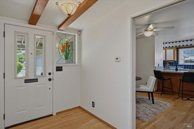 3196 Scenic Dr, Napa, CA 94558