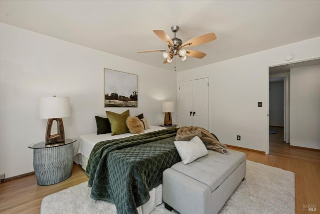 3196 Scenic Dr, Napa, CA 94558